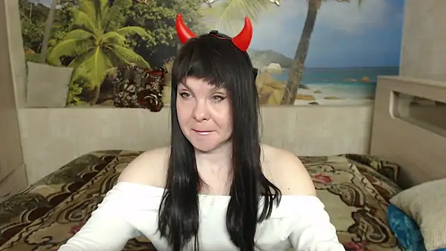 Snapshot of Aphelandra chatting on March 3, 2026, 9:48 am Aphelandra online show from March 3, 2026, 9:48 am