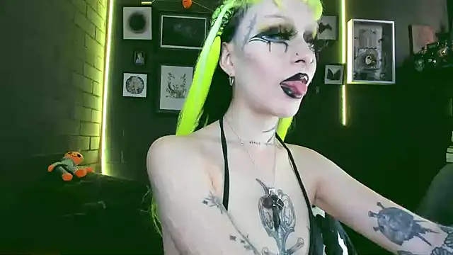 insania 9999  online show from January 8, 2025, 5:26 pm