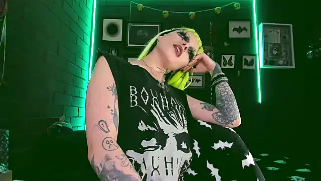 insania 9999  online show from January 24, 2025, 9:37 pm