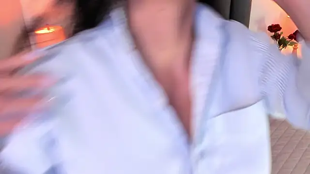 SaharaGarcia   online show from January 14, 2025, 9:09 pm