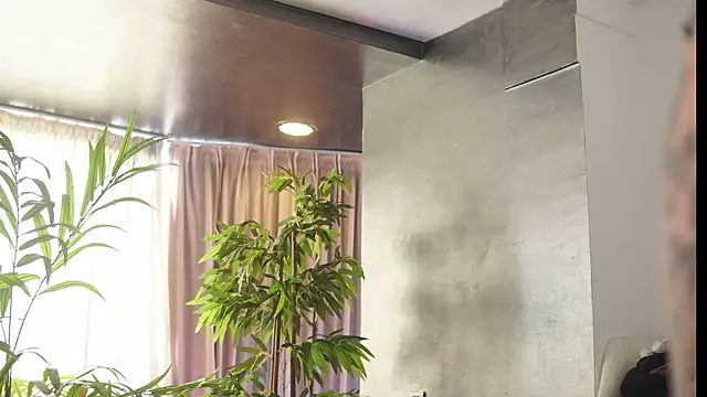 HotSkinnyX online show from February 26, 2026, 10:03 am