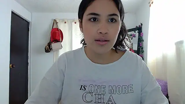 Snapshot of InocentHeaven1 chatting on December 27, 2024, 12:34 pm InocentHeaven1 online show from December 27, 2024, 12:34 pm