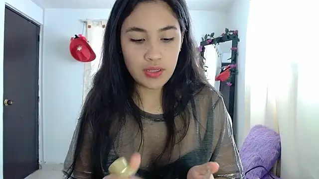 Snapshot of InocentHeaven1 chatting on February 5, 2025, 1:00 pm InocentHeaven1 online show from February 5, 2025, 1:00 pm