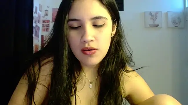 InocentHeaven1 online show from April 16, 2026, 12:17 pm