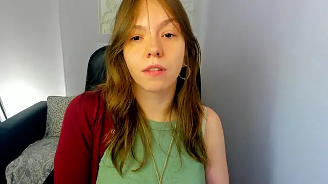 Snapshot of Persephoni chatting on May 3, 2026, 11:38 am Persephoni online show from May 3, 2026, 11:38 am