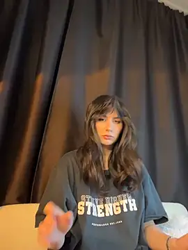 itssophiie online show from February 11, 2026, 8:25 pm