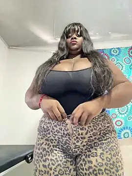Snapshot of sharik-browns chatting on July 14, 2026, 2:34 pm sharik-browns online show from July 14, 2026, 2:34 pm