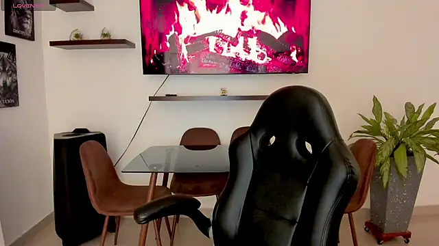 Snapshot of brunetenikole02 chatting on September 16, 2025, 2:12 am brunetenikole02 online show from September 16, 2025, 2:12 am