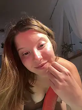 kimczii online show from March 18, 2025, 12:36 pm