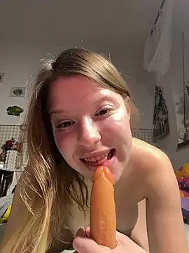 Snapshot of kimczii chatting on February 23, 2026, 7:17 am kimczii online show from February 23, 2026, 7:17 am