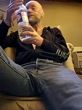 eddouxxx78 online show from March 22, 2026, 2:09 pm