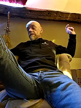 eddouxxx78 online show from March 28, 2026, 9:31 am