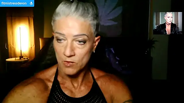 Devon2020 online show from April 18, 2026, 11:47 am