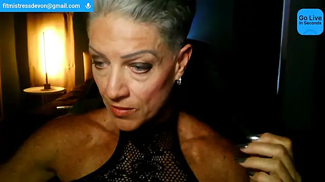 Snapshot of Devon2020 chatting on June 13, 2026, 11:52 am Devon2020 online show from June 13, 2026, 11:52 am