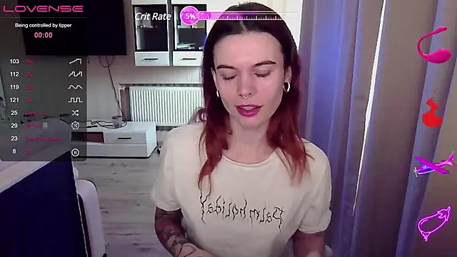 Snapshot of RinaDevil chatting on February 25, 2025, 10:37 am RinaDevil online show from February 25, 2025, 10:37 am