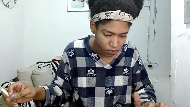 angelamarie1 online show from February 1, 2026, 12:48 pm