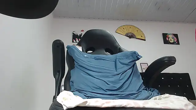 Snapshot of pamelabigcock69 chatting on May 17, 2026, 2:57 pm pamelabigcock69 online show from May 17, 2026, 2:57 pm