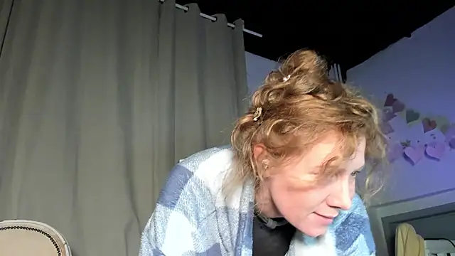 Lola Belgium online show from February 27, 2025, 5:36 pm