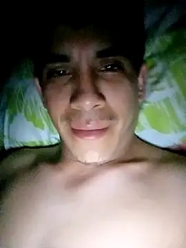 Snapshot of LarryCapija chatting on October 10, 2025, 5:50 am LarryCapija online show from October 10, 2025, 5:50 am