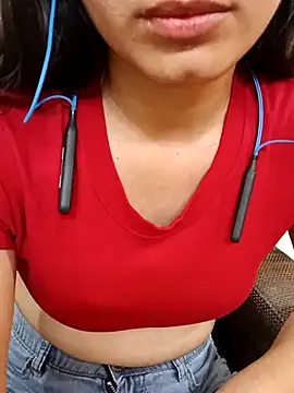 Snapshot of CuteSarikaLIVE chatting on September 16, 2025, 6:14 am CuteSarikaLIVE online show from September 16, 2025, 6:14 am