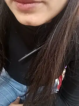 Snapshot of CuteSarikaLIVE chatting on December 14, 2025, 4:07 am CuteSarikaLIVE online show from December 14, 2025, 4:07 am