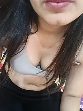 Snapshot of CuteSarikaLIVE chatting on January 7, 2026, 4:26 am CuteSarikaLIVE online show from January 7, 2026, 4:26 am