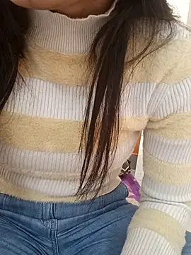 Snapshot of CuteSarikaLIVE chatting on February 4, 2026, 3:56 am CuteSarikaLIVE online show from February 4, 2026, 3:56 am