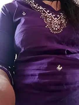 Snapshot of CuteSarikaLIVE chatting on February 22, 2026, 4:02 am CuteSarikaLIVE online show from February 22, 2026, 4:02 am