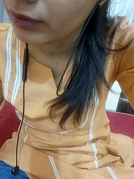 CuteSarikaLIVE online show from May 21, 2026, 4:08 am