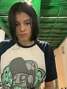 Meghan320 online show from January 13, 2025, 12:45 pm