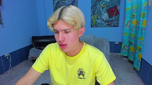 patrik 027 online show from November 11, 2025, 7:58 pm