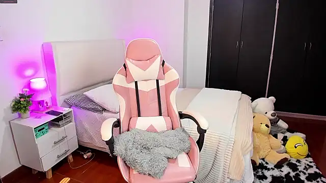 Ainhoads online show from January 10, 2026, 8:49 am