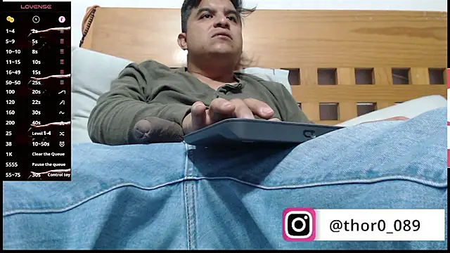 Snapshot of thor000089 chatting on February 11, 2026, 3:55 am thor000089 online show from February 11, 2026, 3:55 am