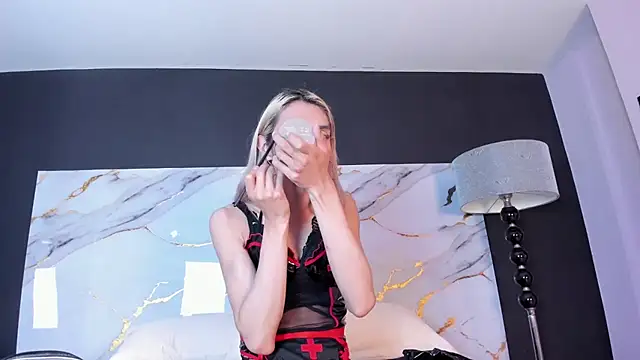 Snapshot of Victoria_Badgal_ chatting on February 25, 2025, 4:53 pm Victoria Badgal online show from February 25, 2025, 4:53 pm