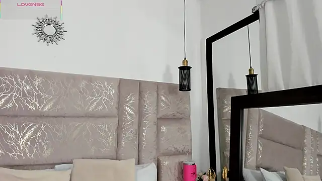 CeliWoods online show from March 13, 2026, 11:06 am