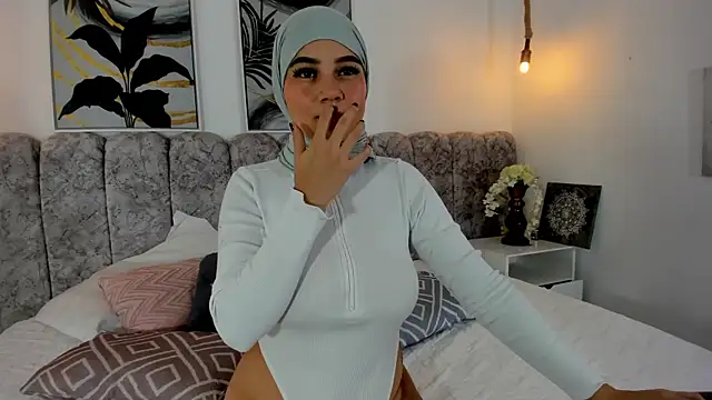 Snapshot of abby_rossee chatting on October 8, 2025, 12:03 pm abby rossee online show from October 8, 2025, 12:03 pm