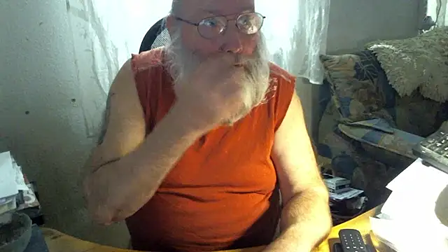SexySantaC online show from October 27, 2025, 4:00 pm