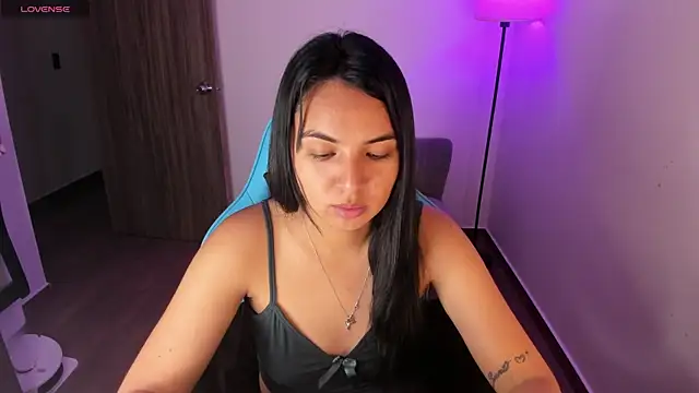 Miss Nicole online show from March 27, 2026, 7:24 pm