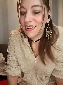 Snapshot of XLisaxx chatting on September 22, 2025, 3:41 am XLisaxx online show from September 22, 2025, 3:41 am