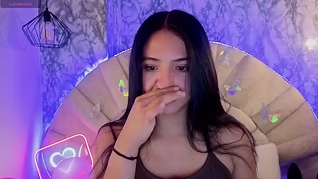  emma miller  online show from May 24, 2026, 11:59 am