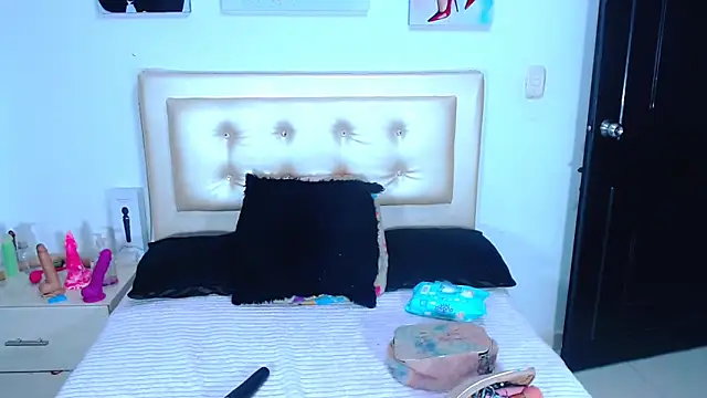 Jenng18 online show from January 1, 2025, 3:34 am