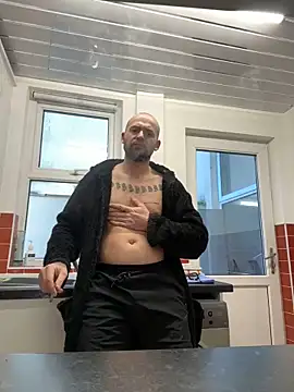 bigguy101 online show from January 6, 2025, 2:58 pm