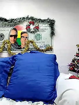 Snapshot of NWC4LYF chatting on December 21, 2024, 9:55 am NWC4LYF online show from December 21, 2024, 9:55 am