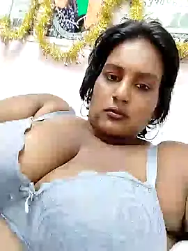 Snapshot of NWC4LYF chatting on December 29, 2024, 4:19 pm NWC4LYF online show from December 29, 2024, 4:19 pm