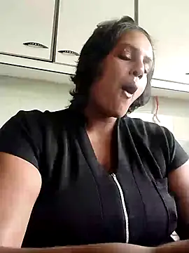 Snapshot of NWC4LYF chatting on January 16, 2025, 6:56 am NWC4LYF online show from January 16, 2025, 6:56 am