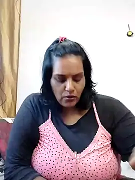 Snapshot of NWC4LYF chatting on September 26, 2025, 5:33 am NWC4LYF online show from September 26, 2025, 5:33 am