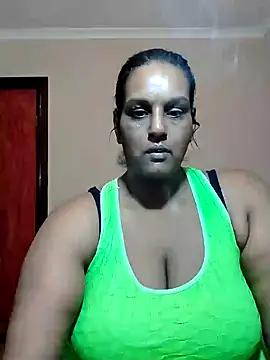 Snapshot of NWC4LYF chatting on September 30, 2025, 4:12 pm NWC4LYF online show from September 30, 2025, 4:12 pm