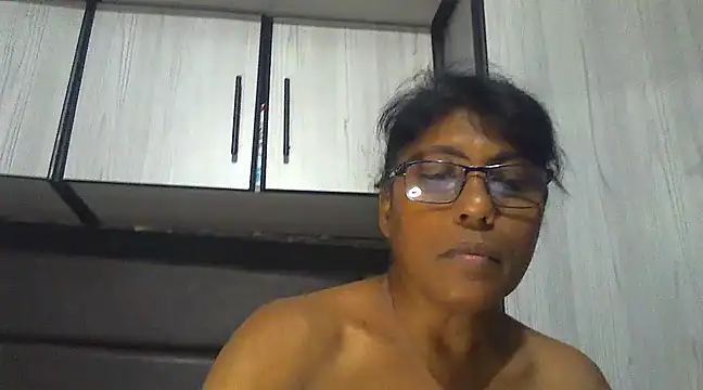 MsAttitude online show from March 21, 2025, 9:34 pm