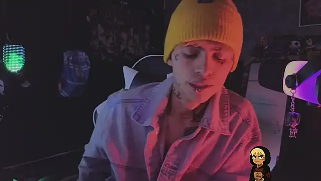 AcidMilo online show from March 19, 2026, 10:03 pm