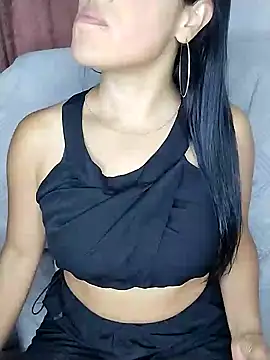 Snapshot of zhayra_rose chatting on February 11, 2025, 3:08 am zhayra rose online show from February 11, 2025, 3:08 am